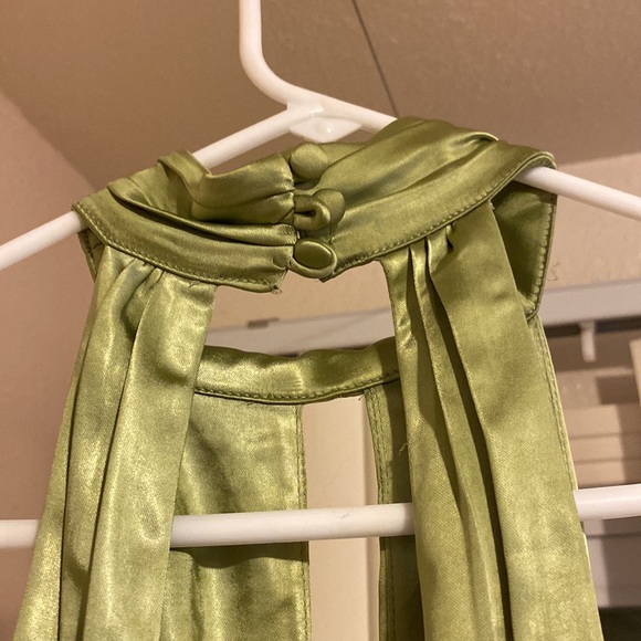 FOR LOVE & LEMONS Green Satin
Pia Halter Neck Maxi Dress Gown size L - Picture 8 of 14